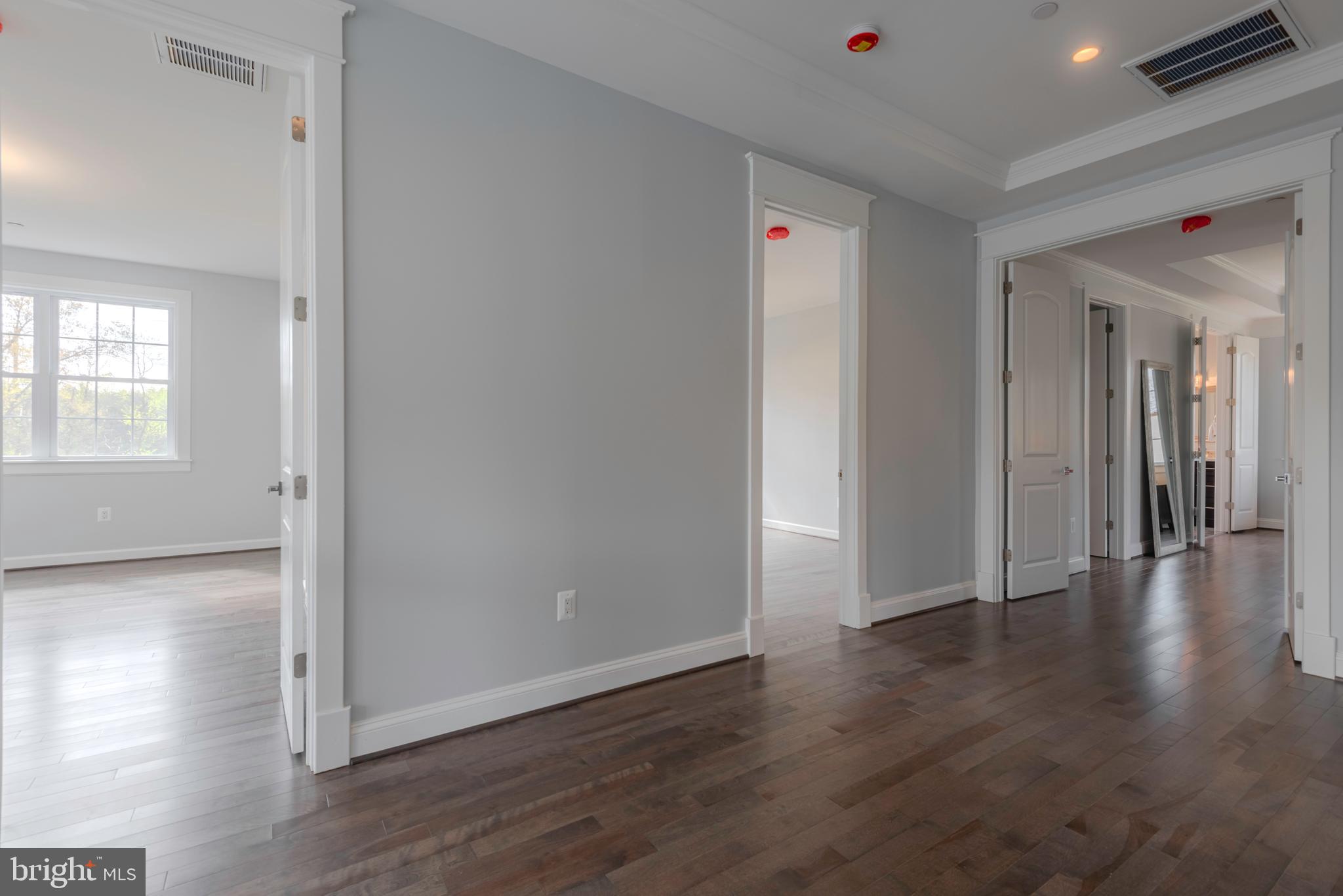 Real estate listing preview #53