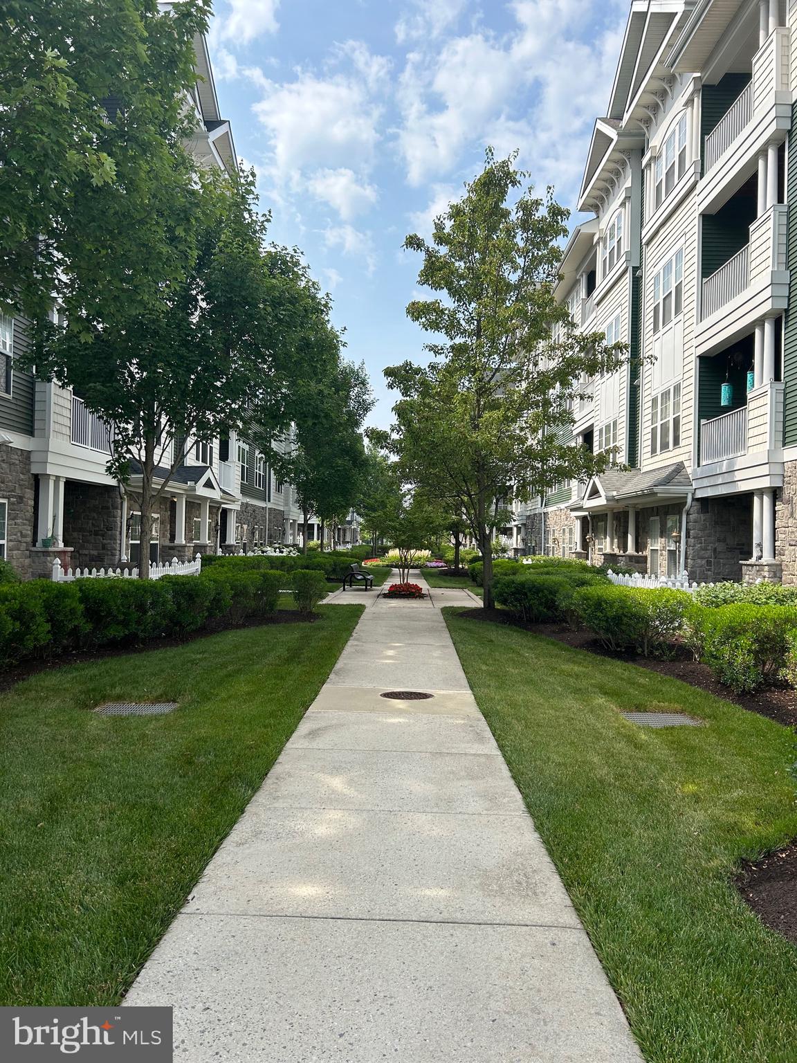 Real estate listing preview #27