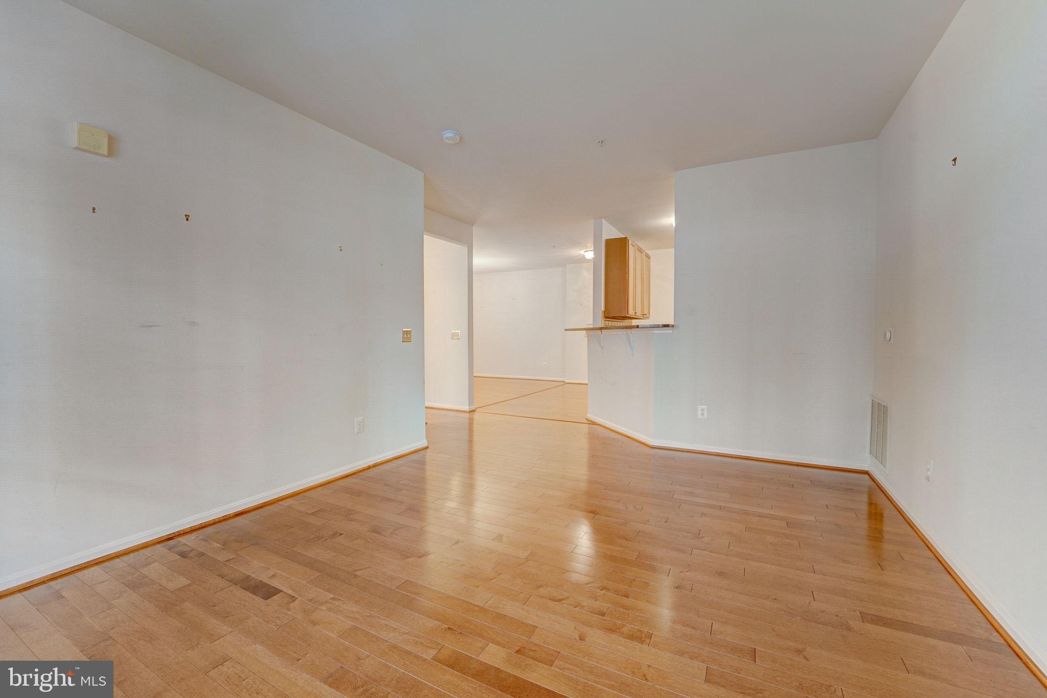 Real estate listing preview #17