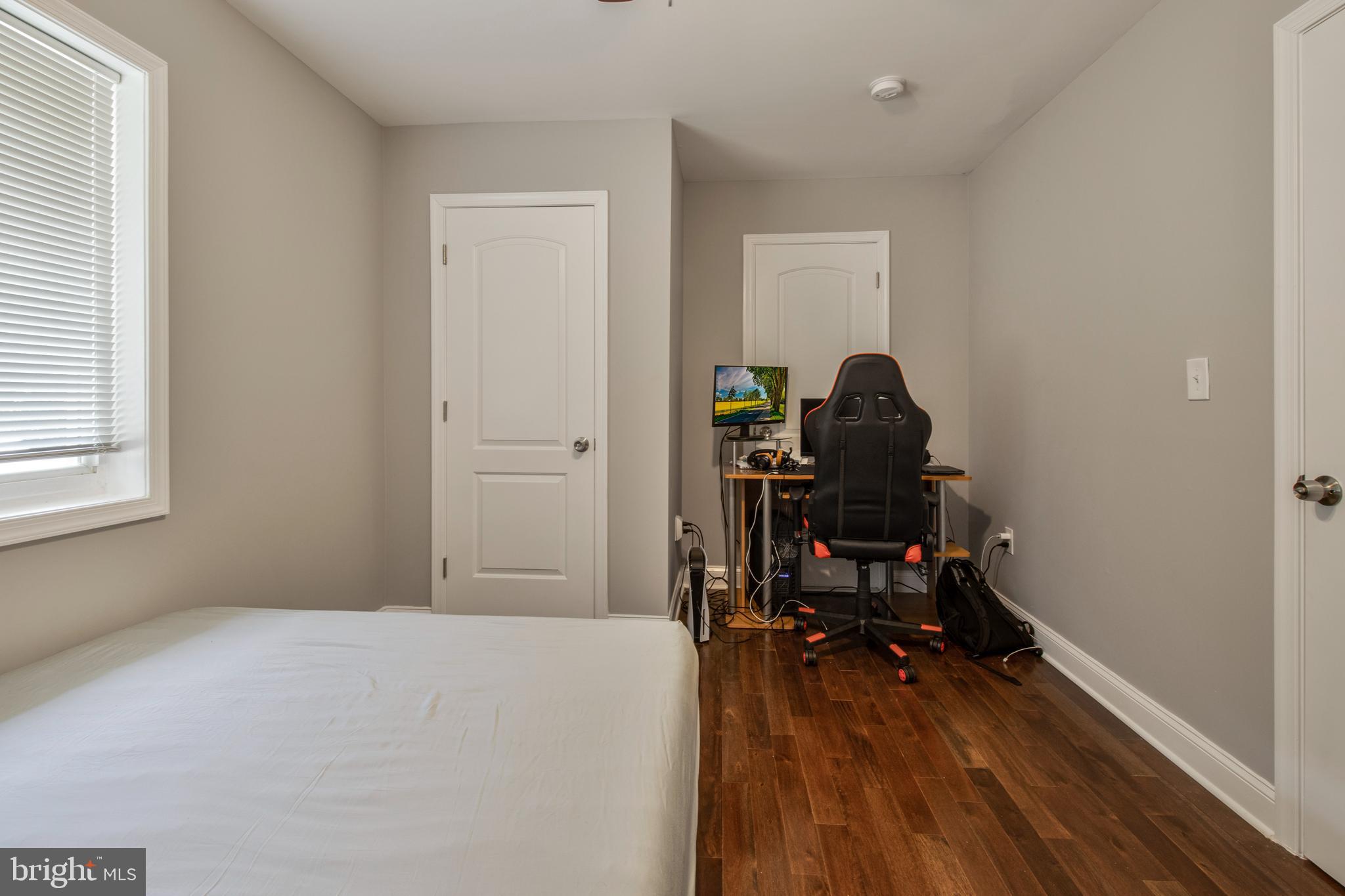 Real estate listing preview #15