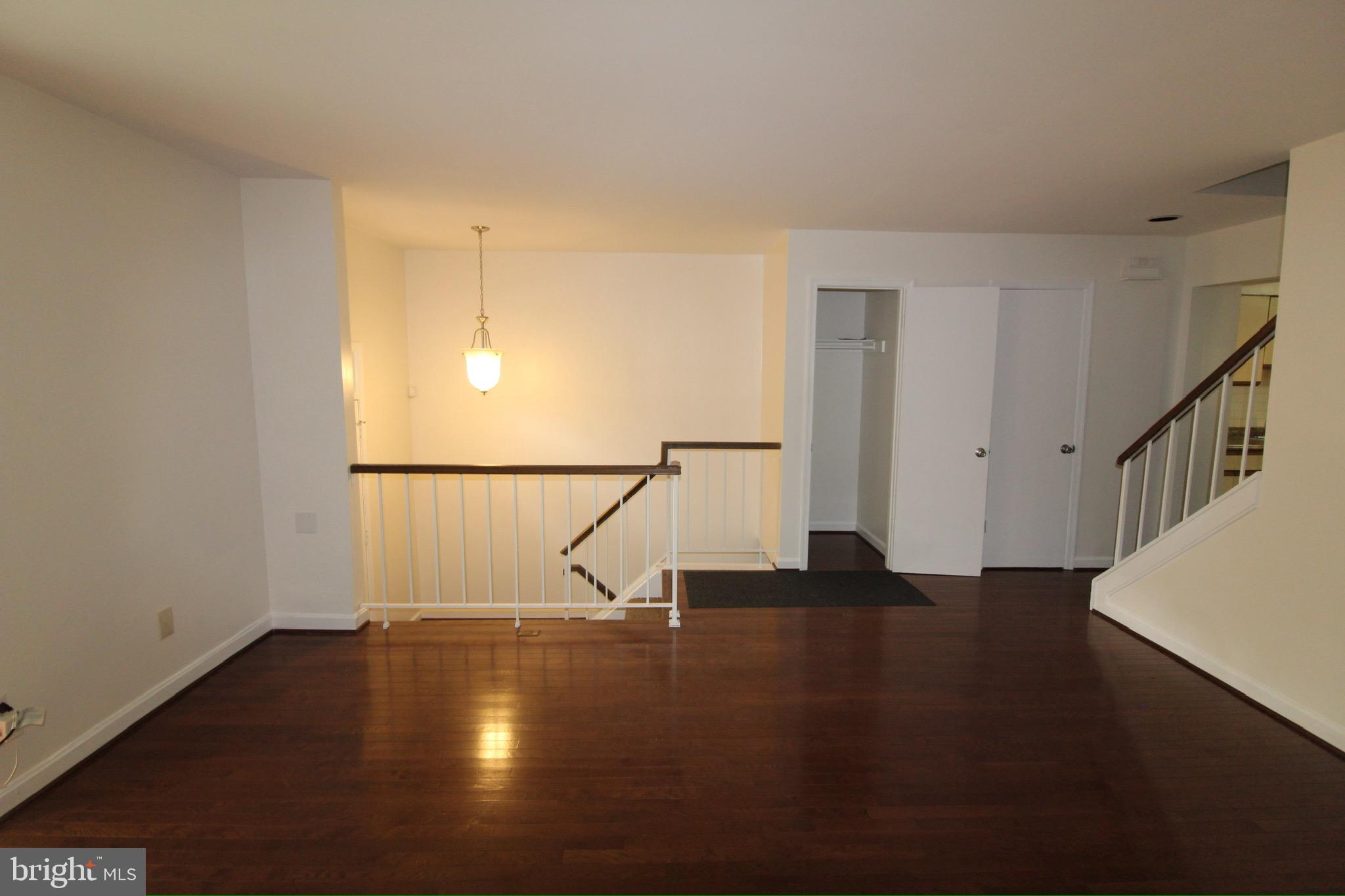 Real estate listing preview #3