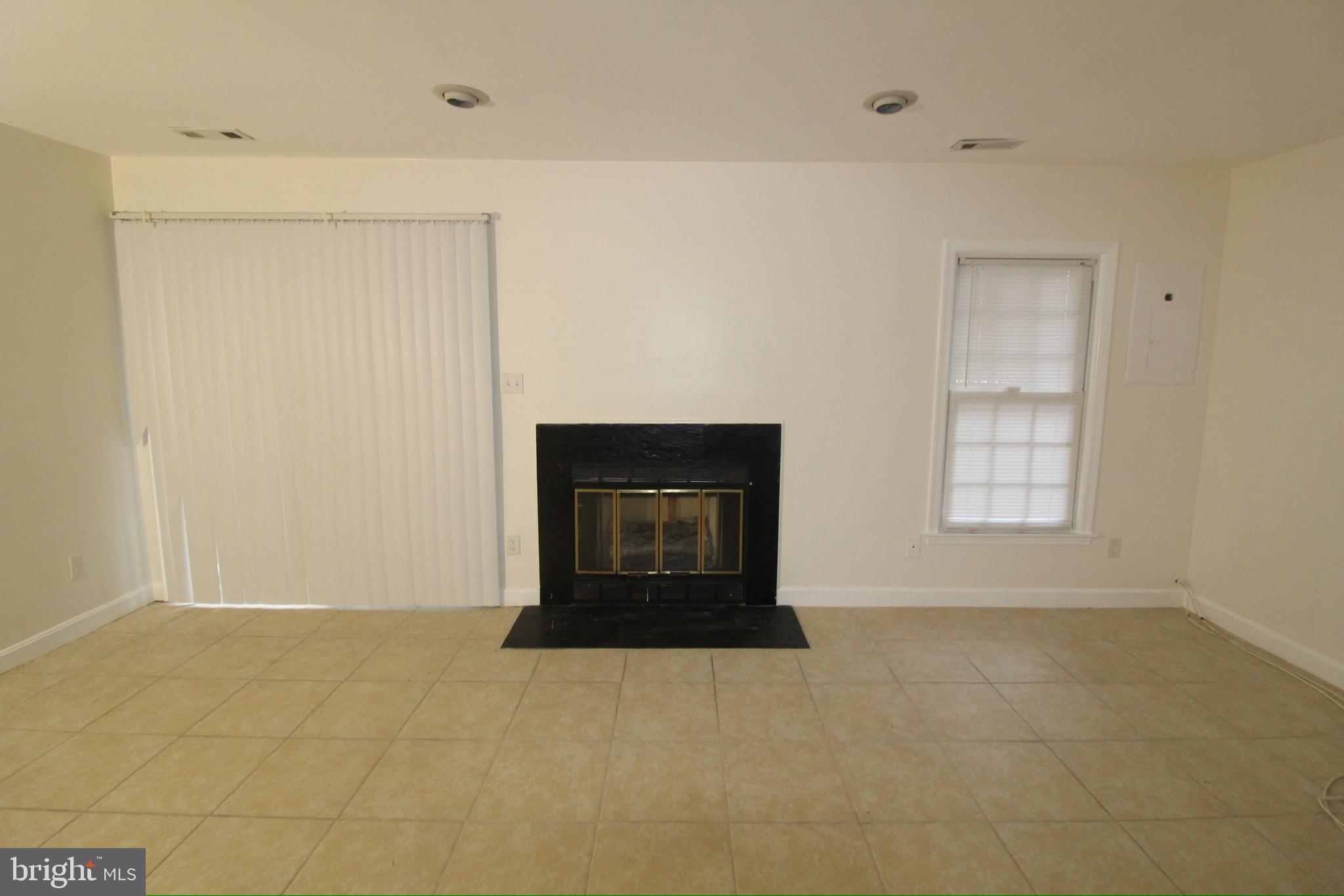 Real estate listing preview #32