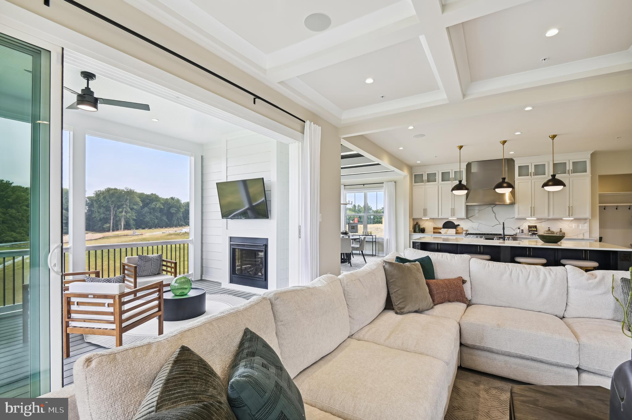 Real estate listing preview #11