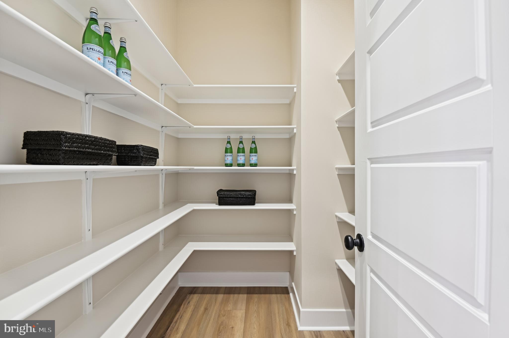 Real estate listing preview #18