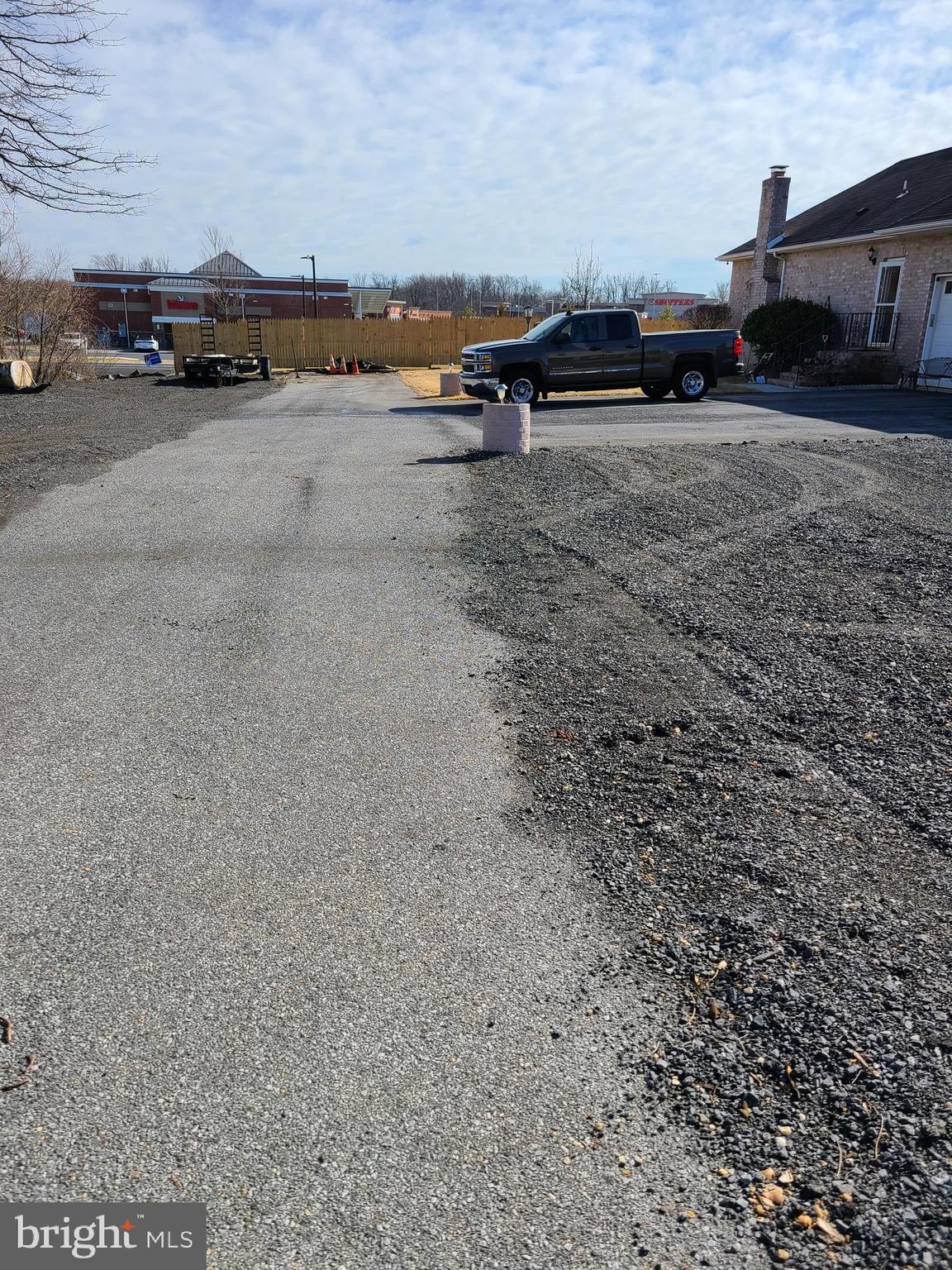 Real estate listing preview #2