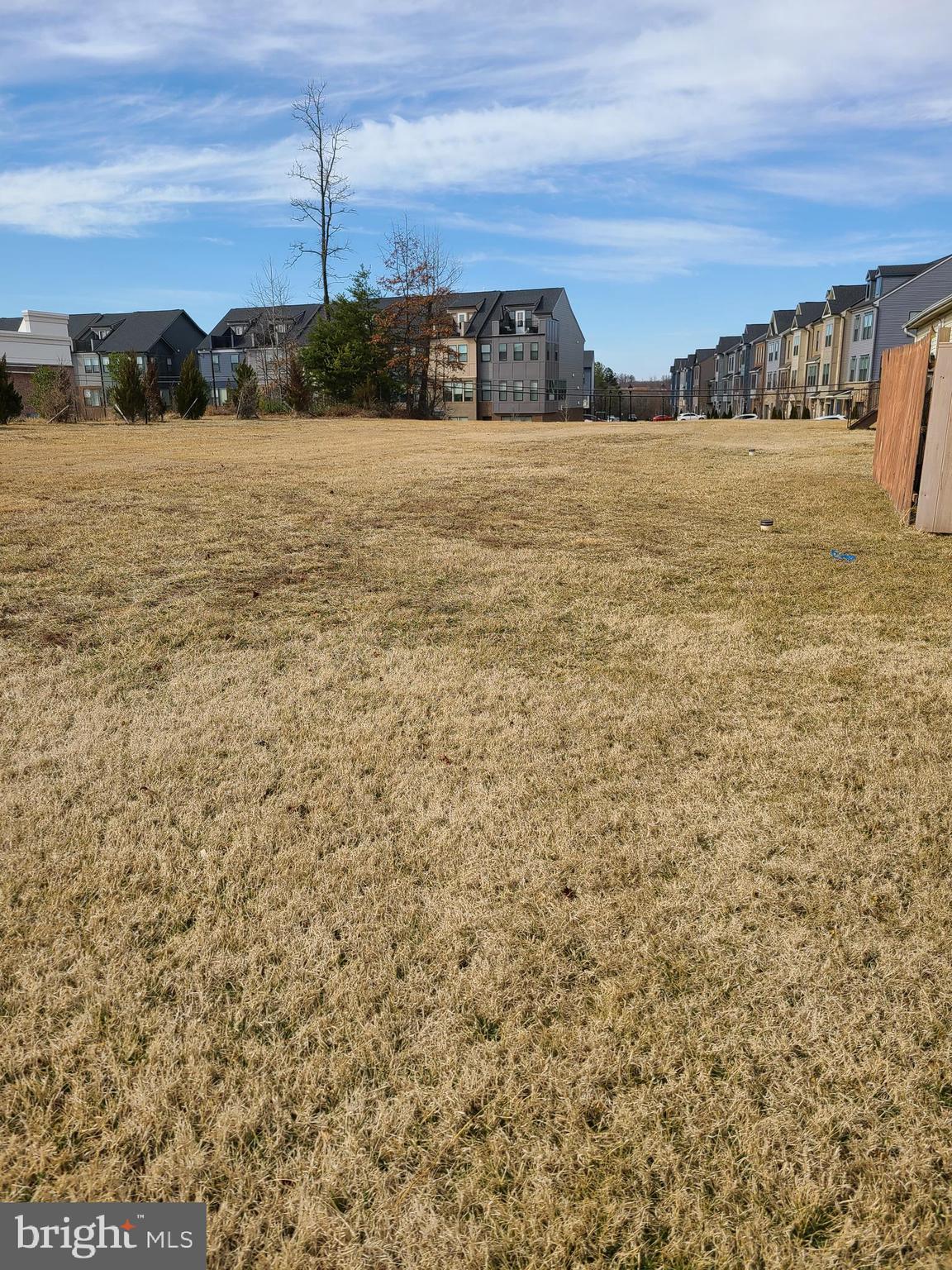 Real estate listing preview #2