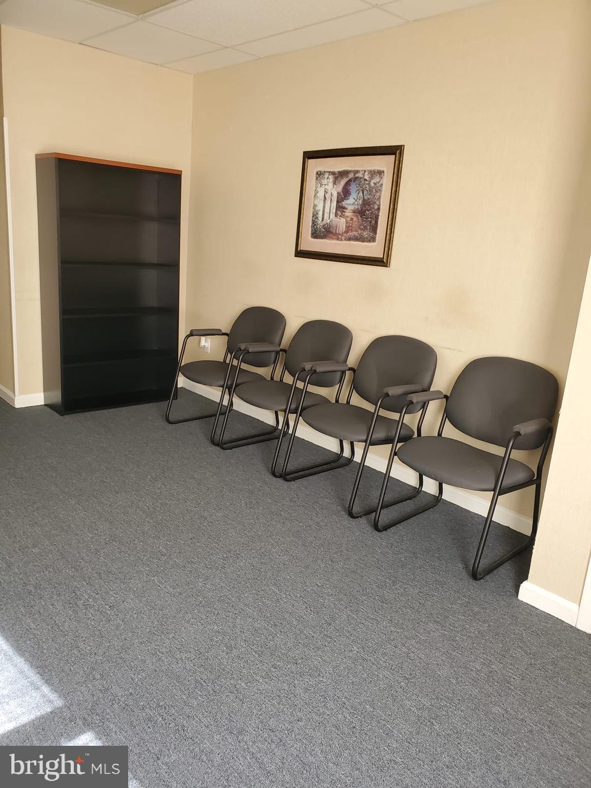 Real estate listing preview #6