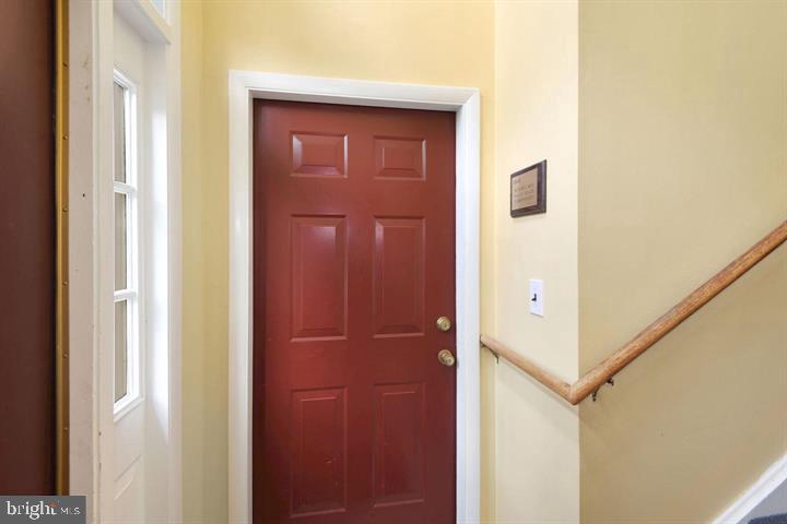 Real estate listing preview #4