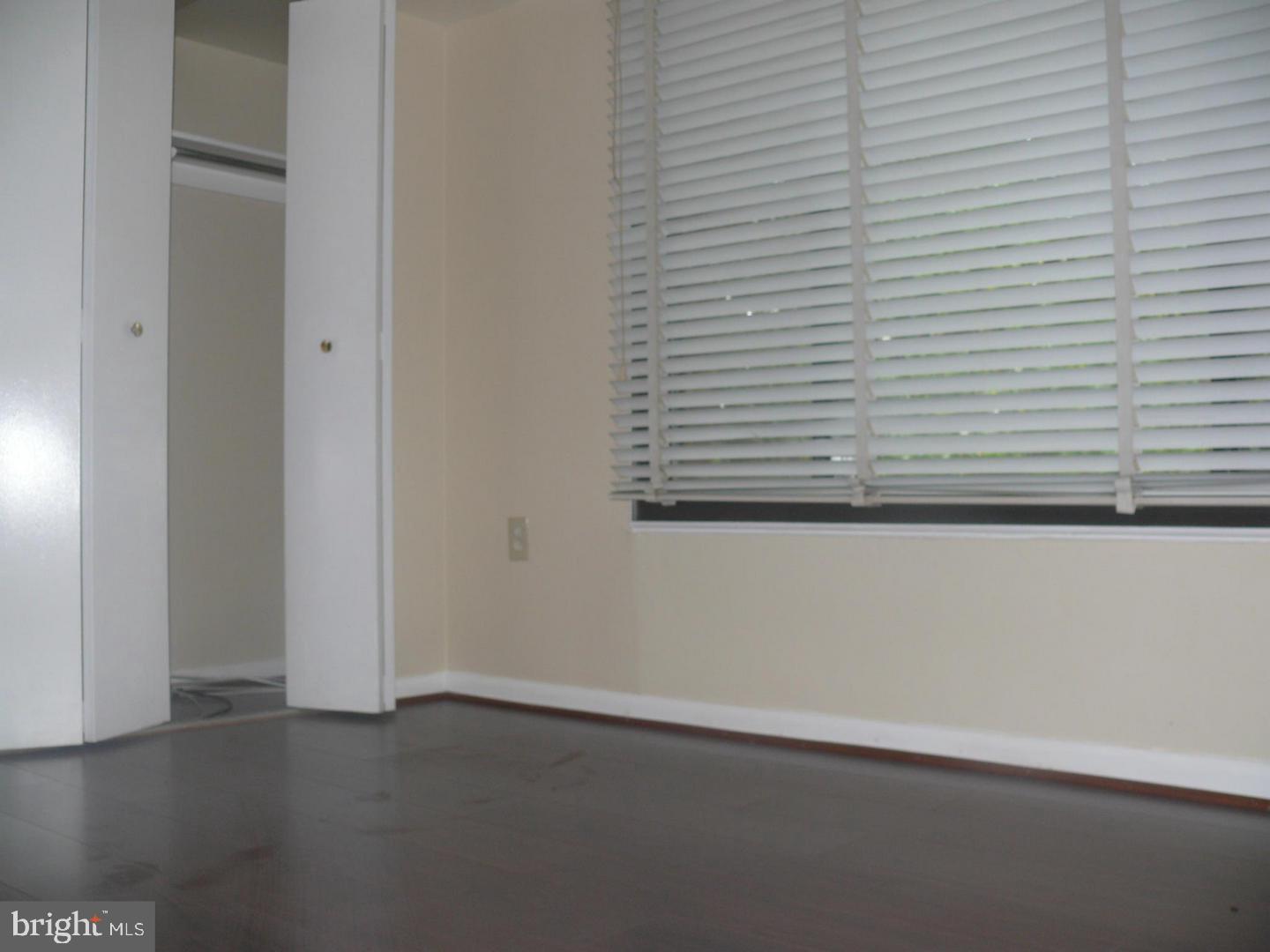 Real estate listing preview #9