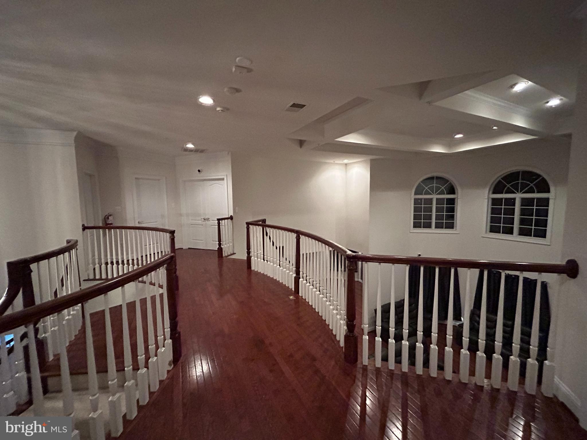 Real estate listing preview #7