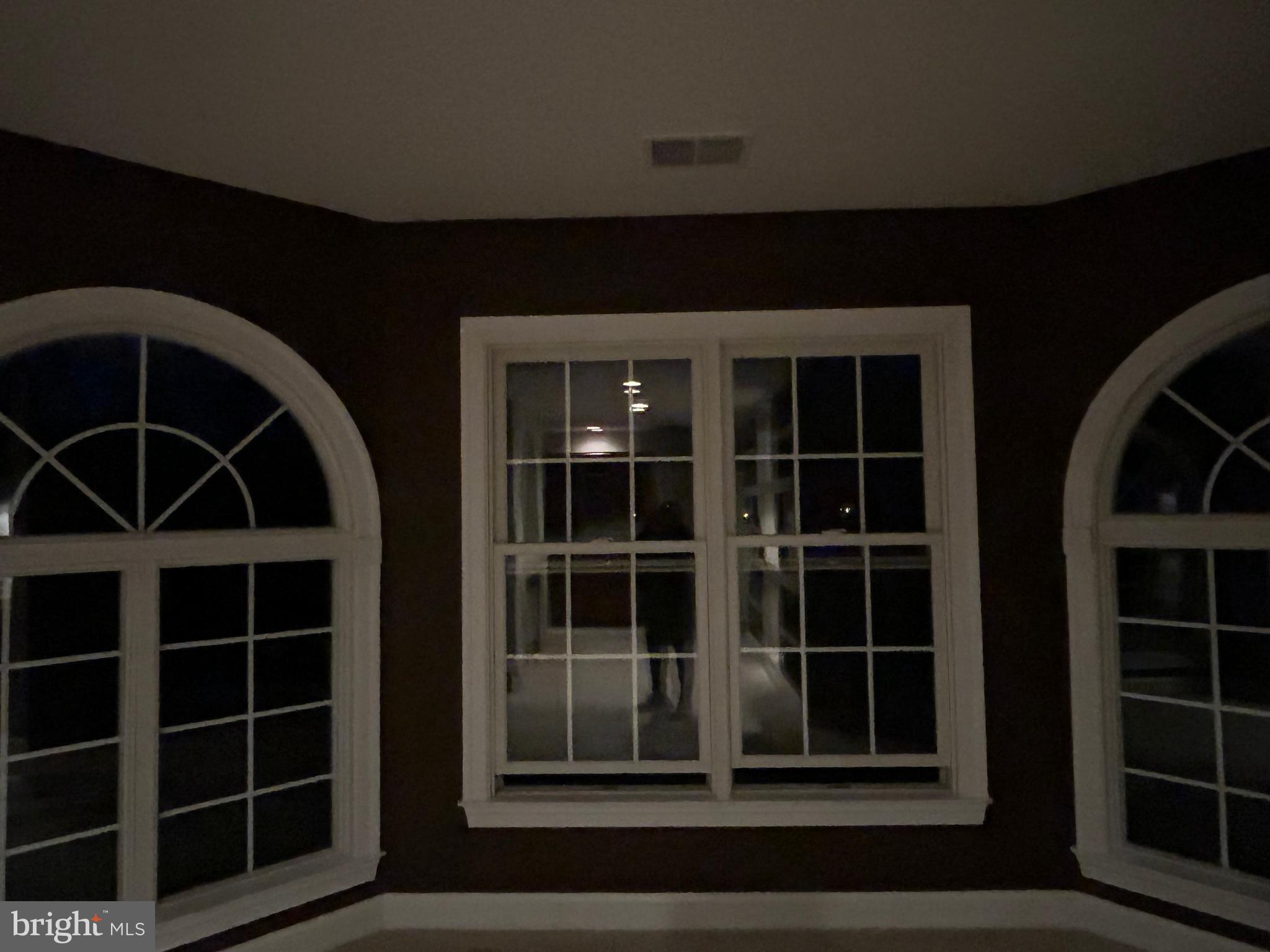 Real estate listing preview #26