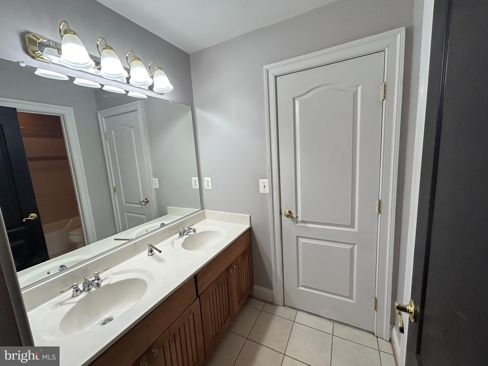 Real estate listing preview #33