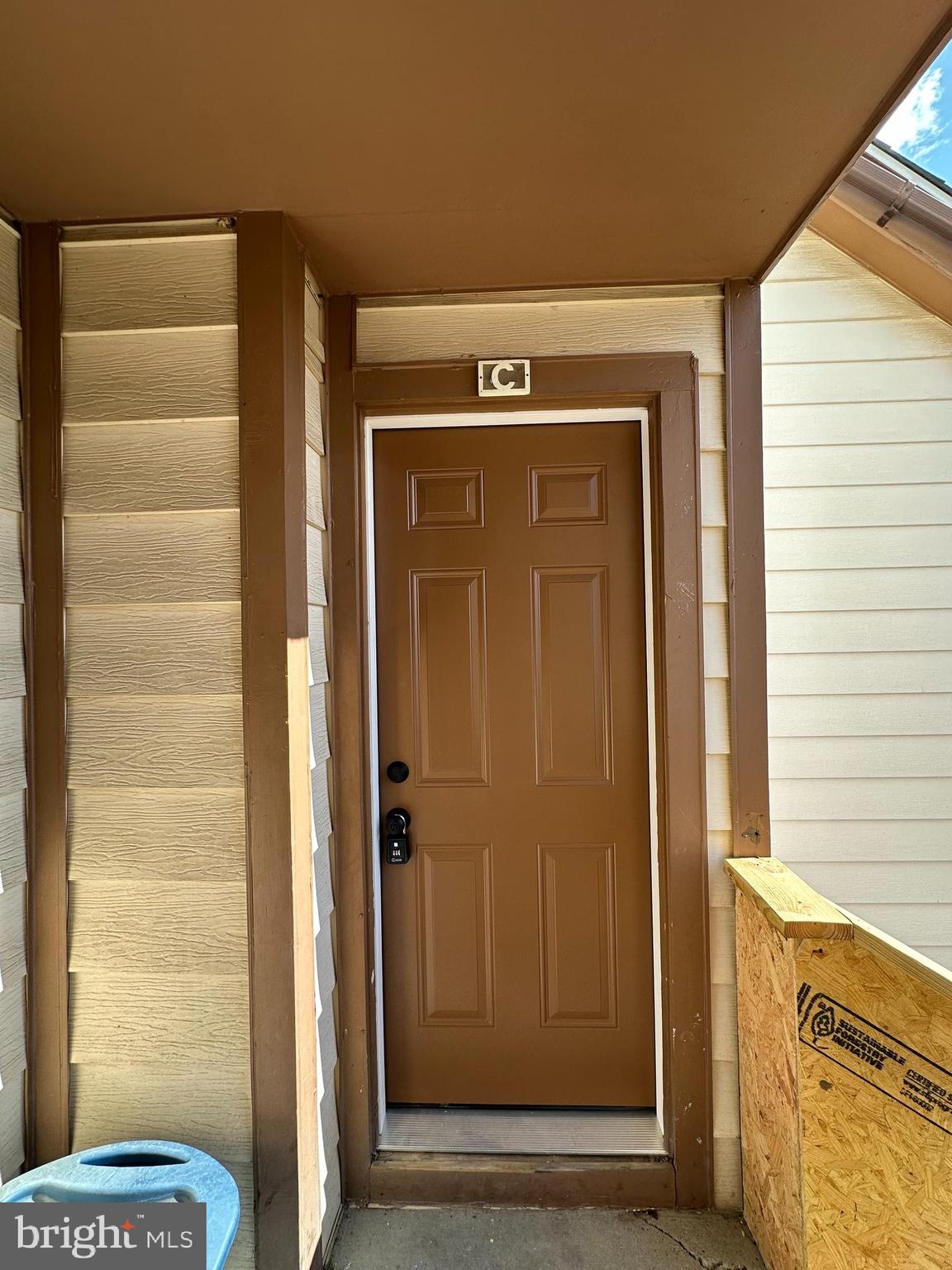 Real estate listing preview #2