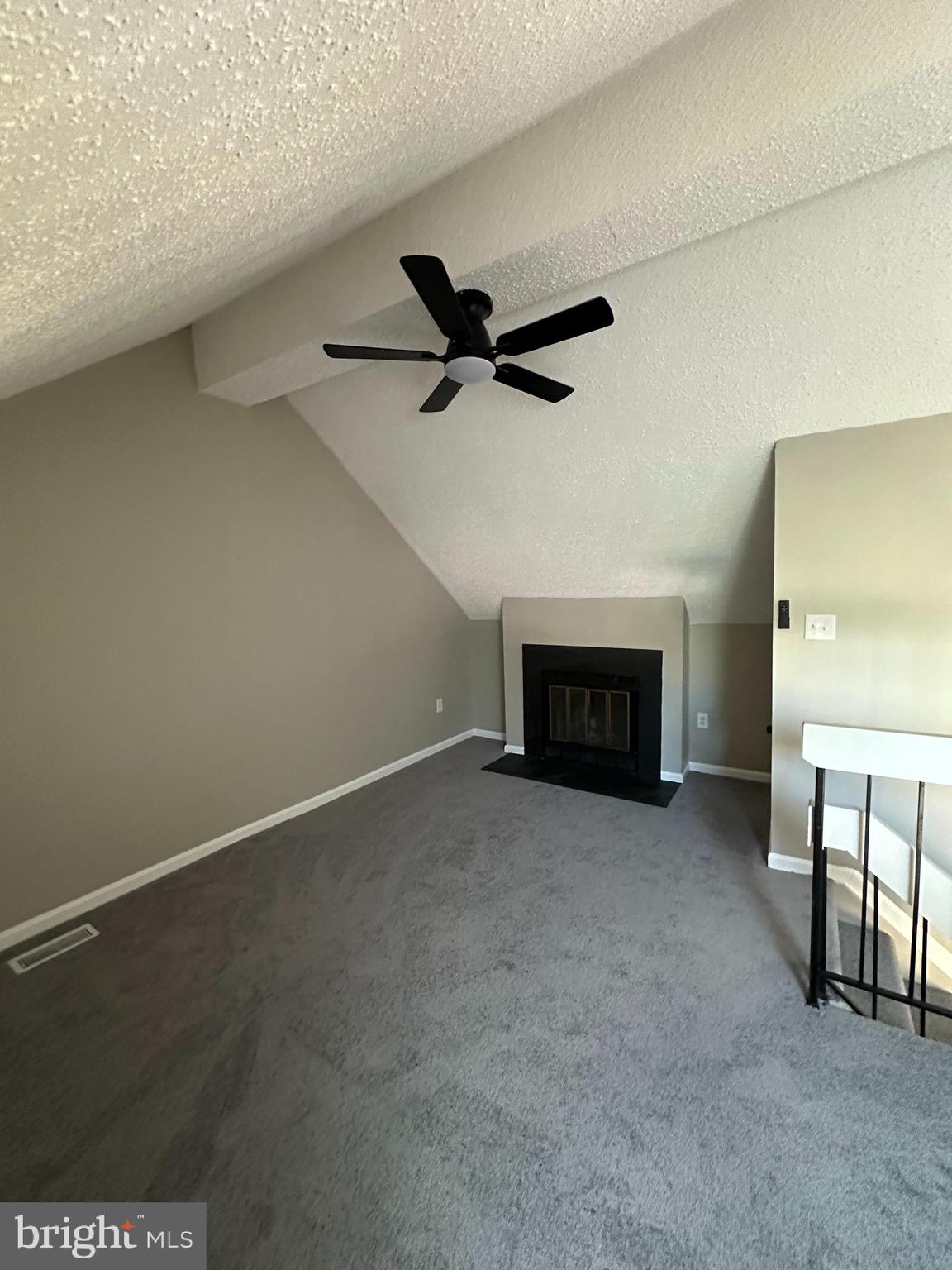 Real estate listing preview #5