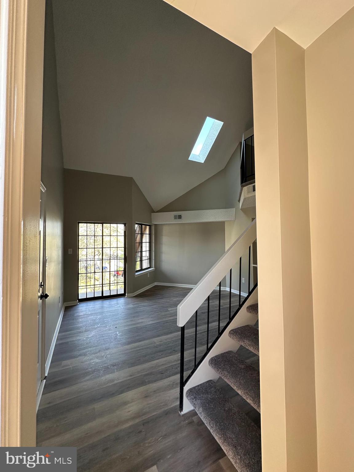 Real estate listing preview #3