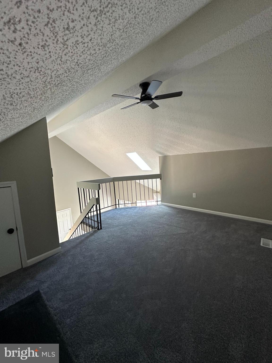 Real estate listing preview #6