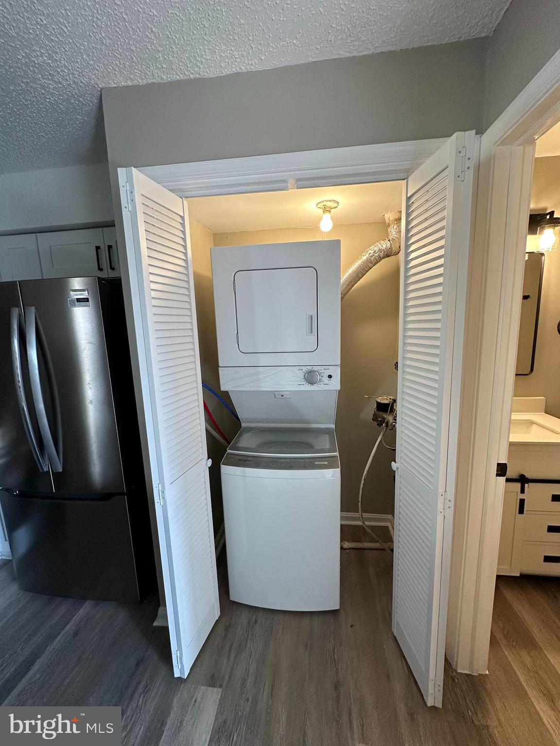 Real estate listing preview #11