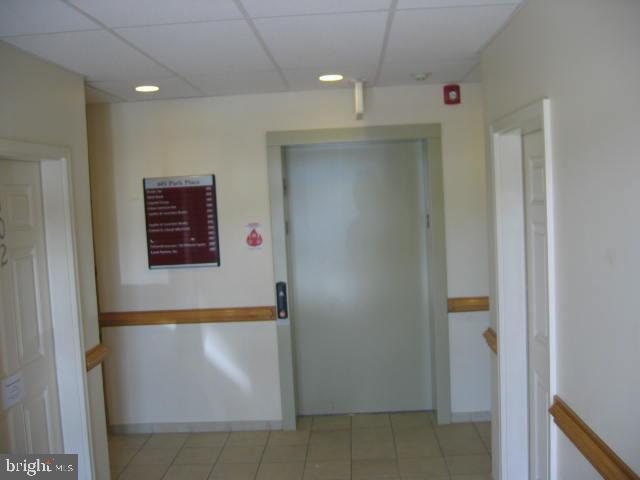 Real estate listing preview #2