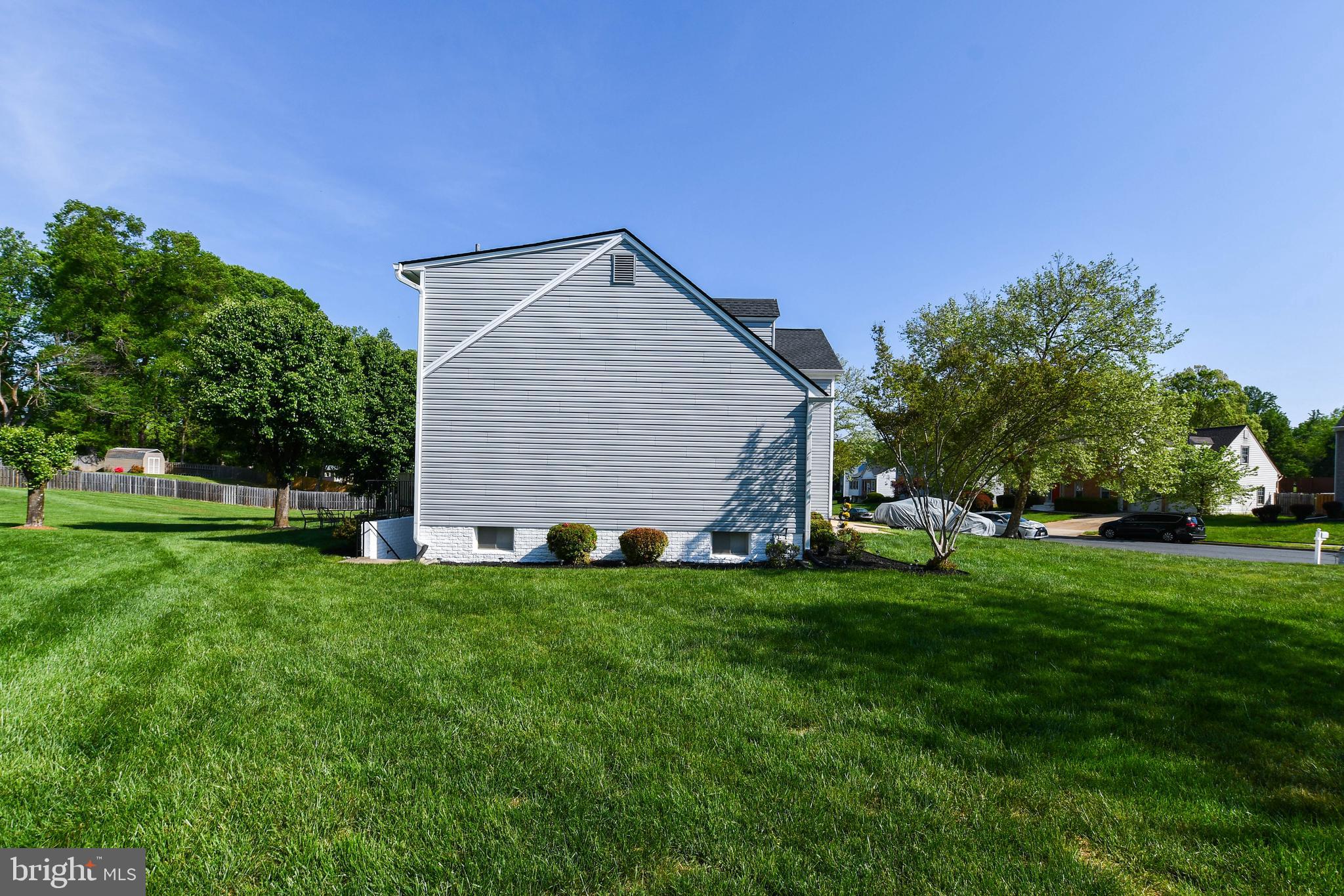 Real estate listing preview #3