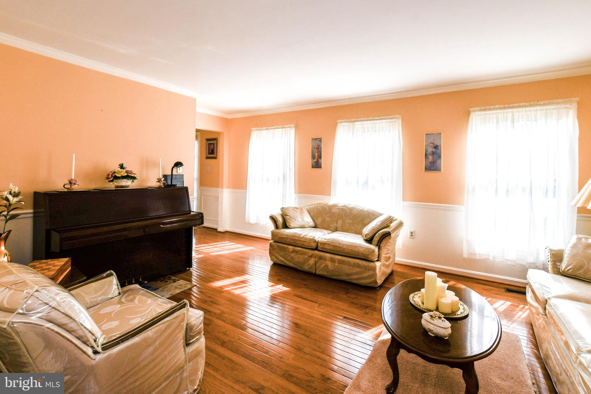 Real estate listing preview #13