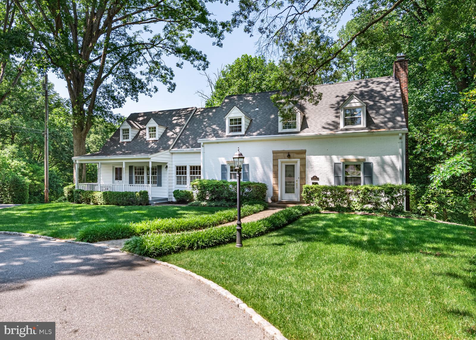 Real estate listing preview #6