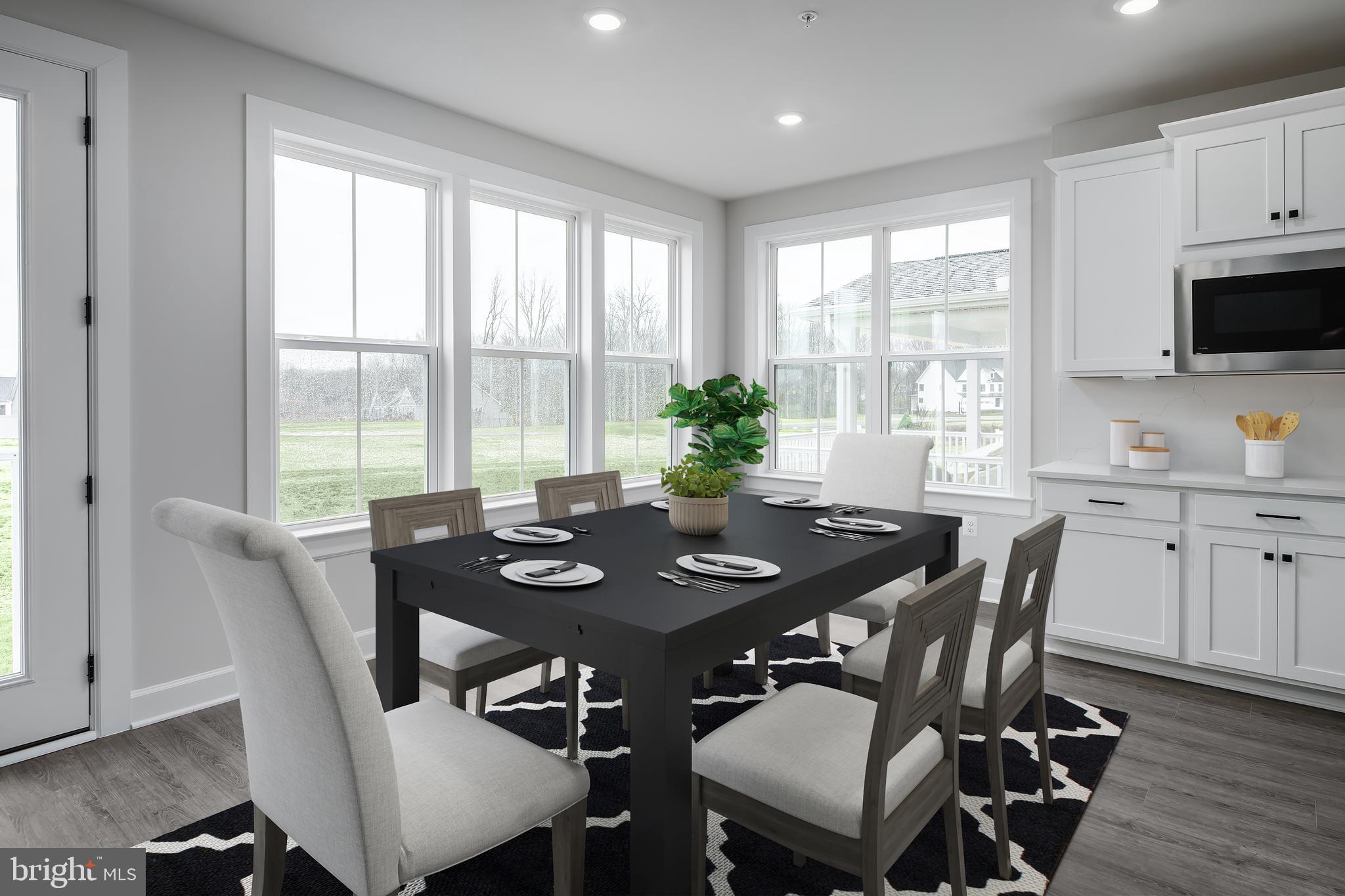 Real estate listing preview #12