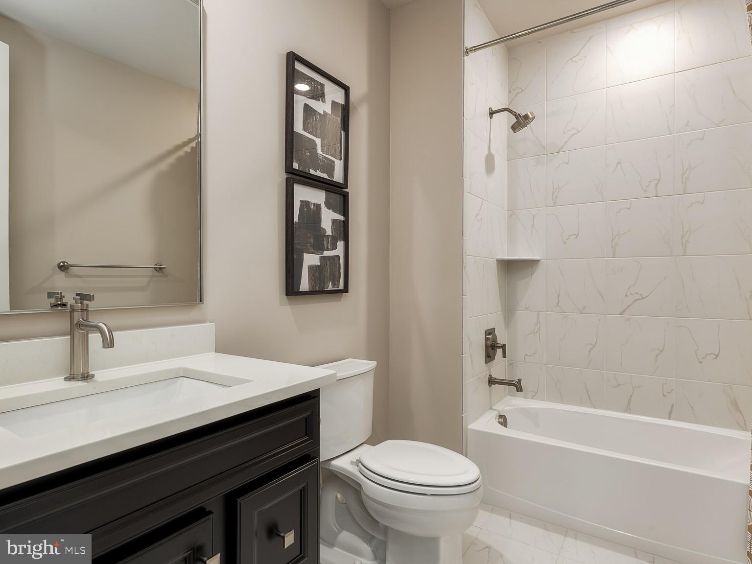 Real estate listing preview #15