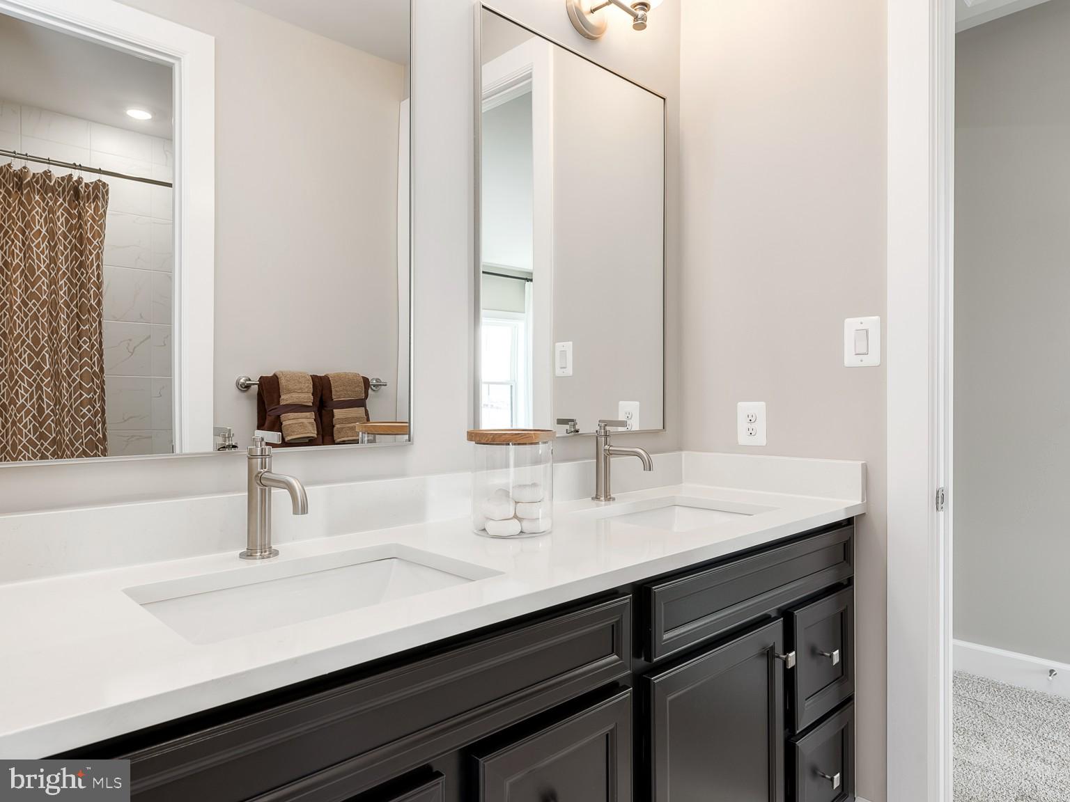 Real estate listing preview #20