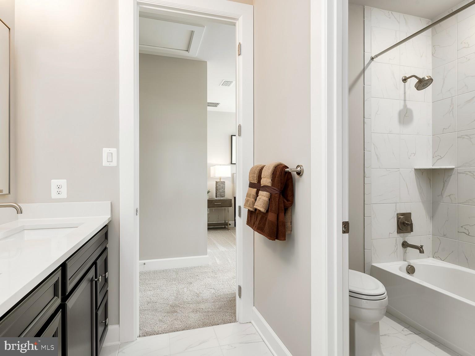 Real estate listing preview #21