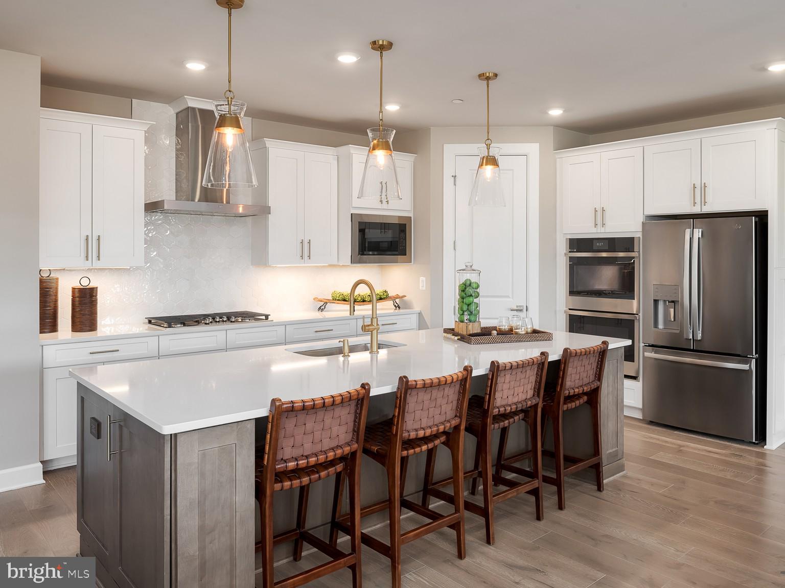 Real estate listing preview #28