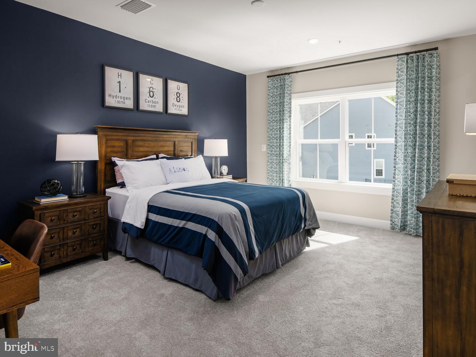 Real estate listing preview #12