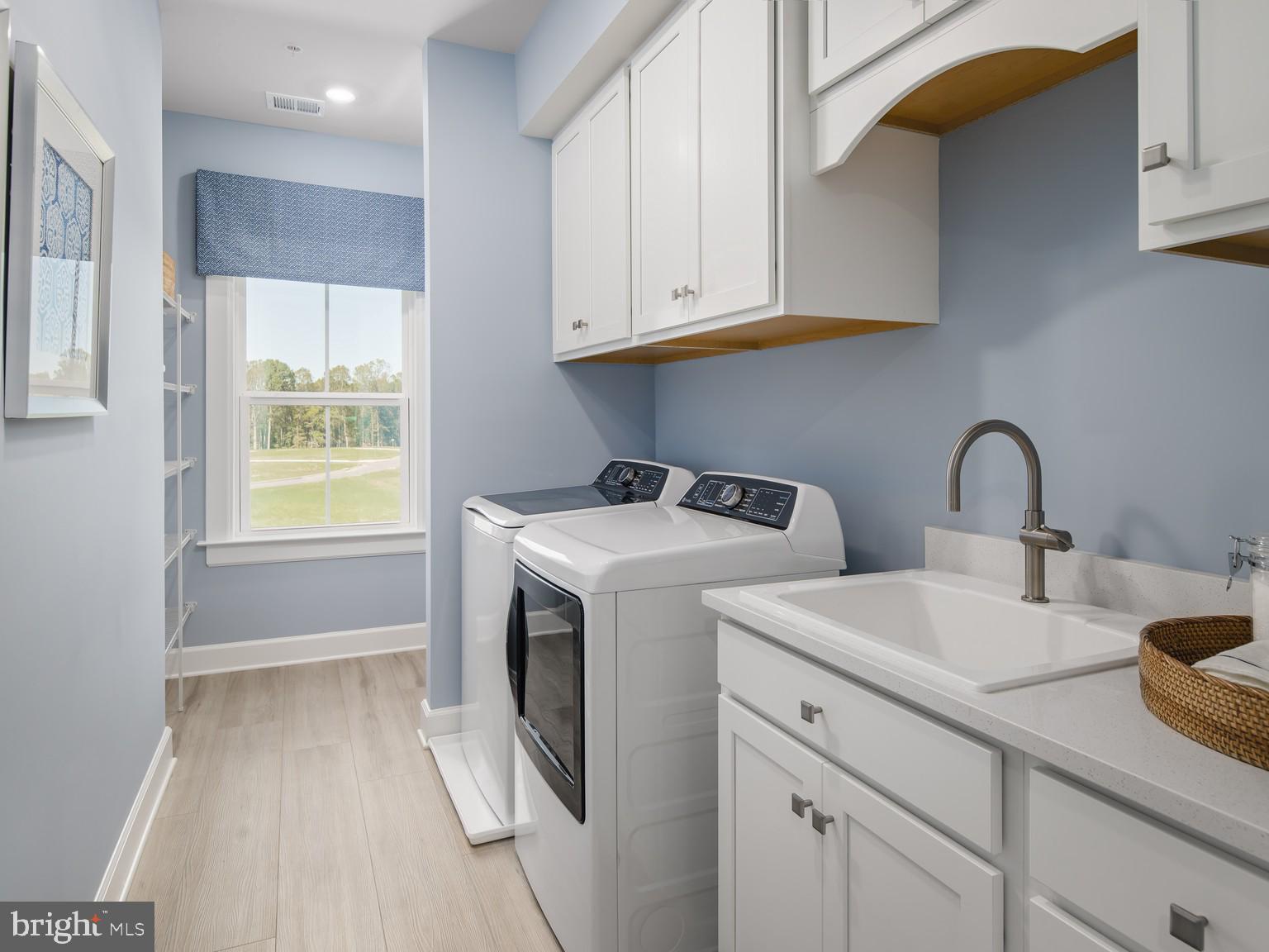 Real estate listing preview #14