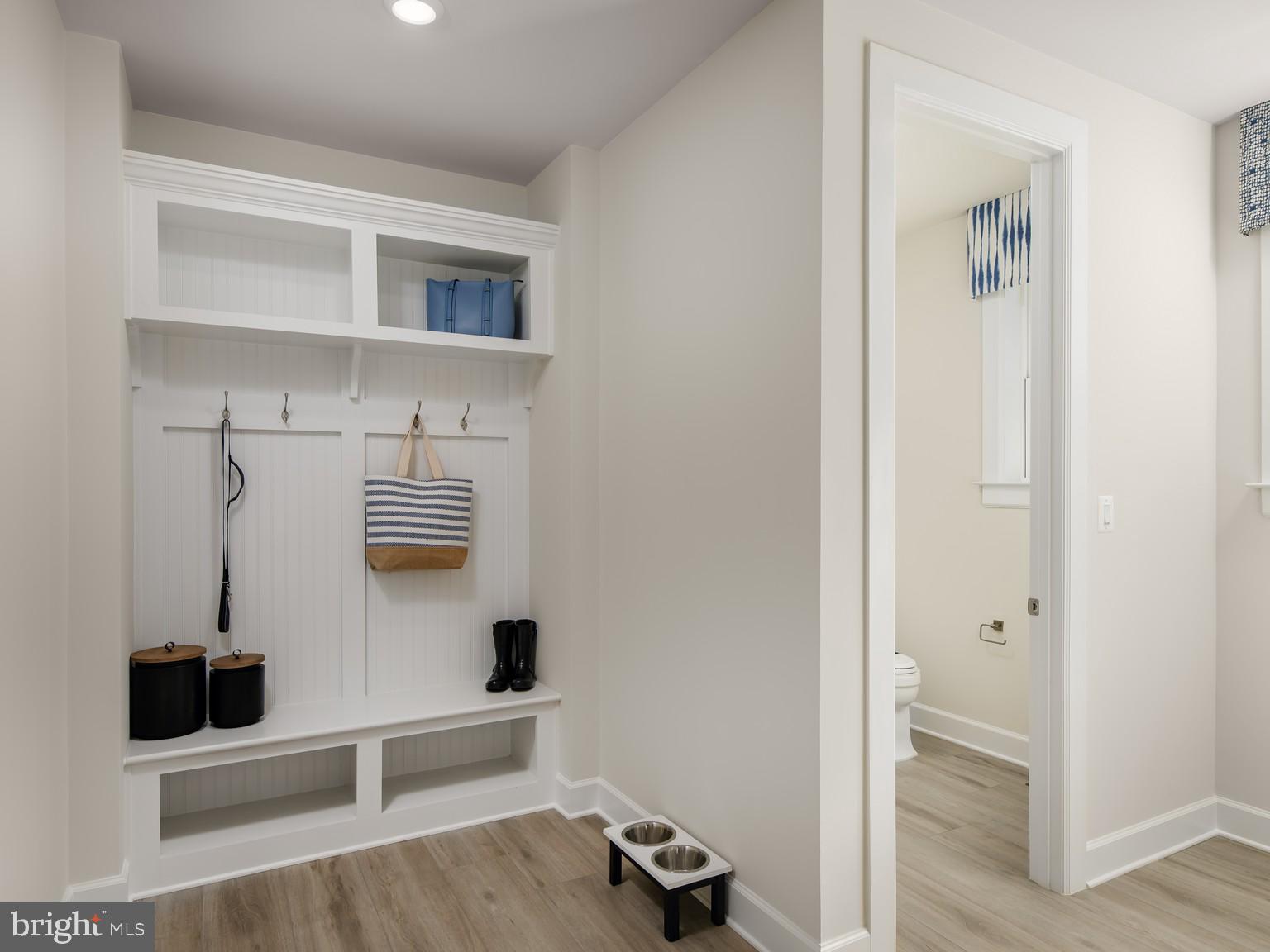 Real estate listing preview #6