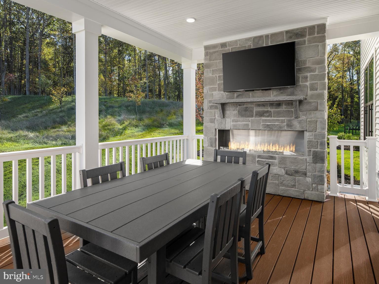 Real estate listing preview #17