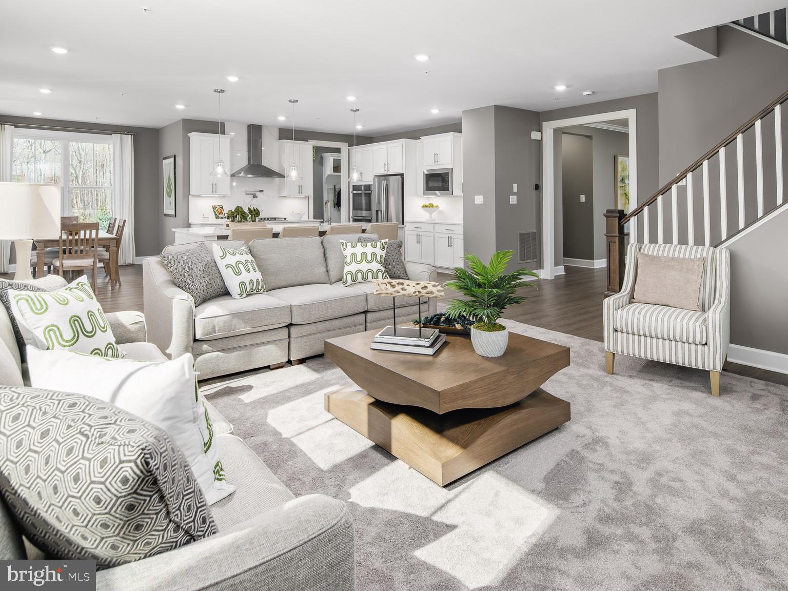 Real estate listing preview #6