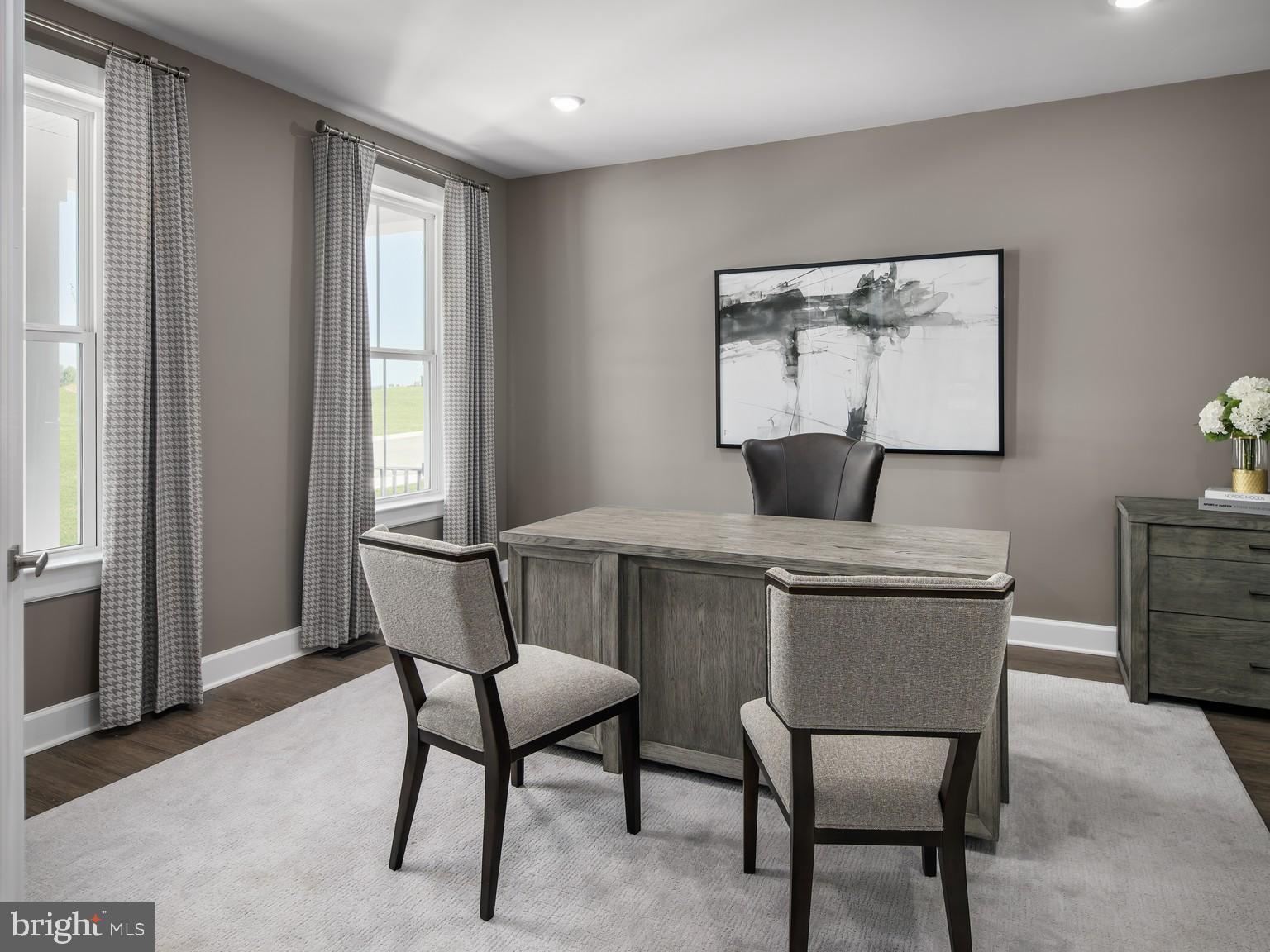 Real estate listing preview #4