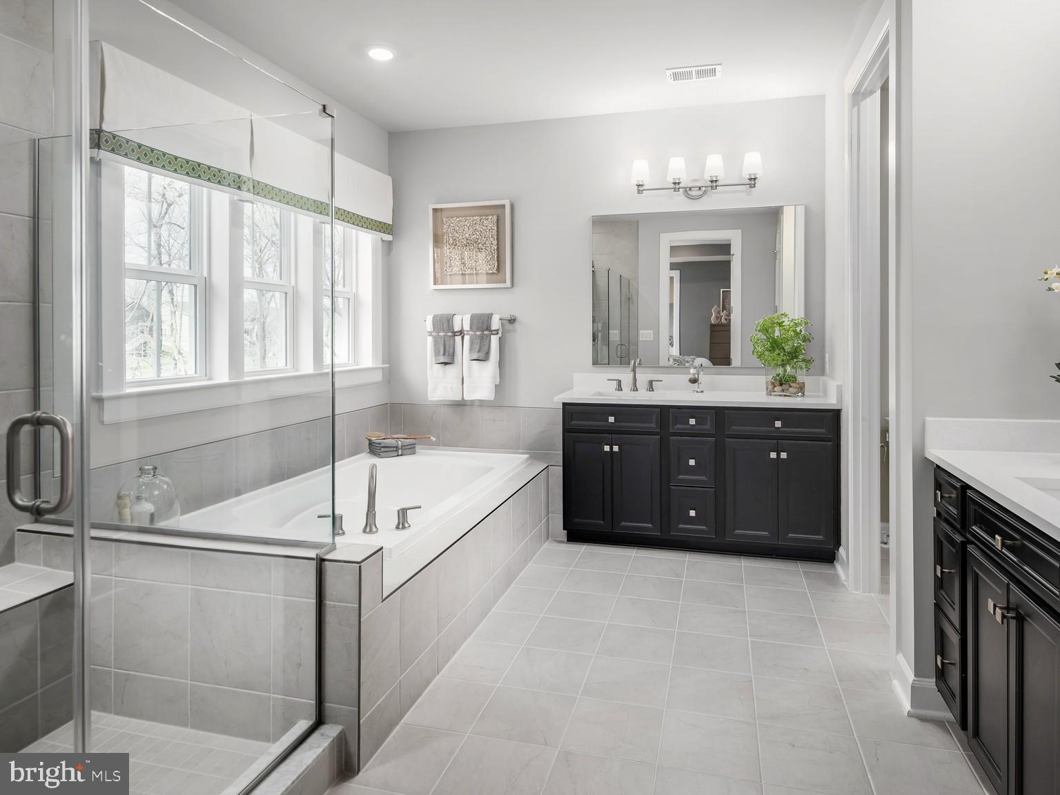 Real estate listing preview #13