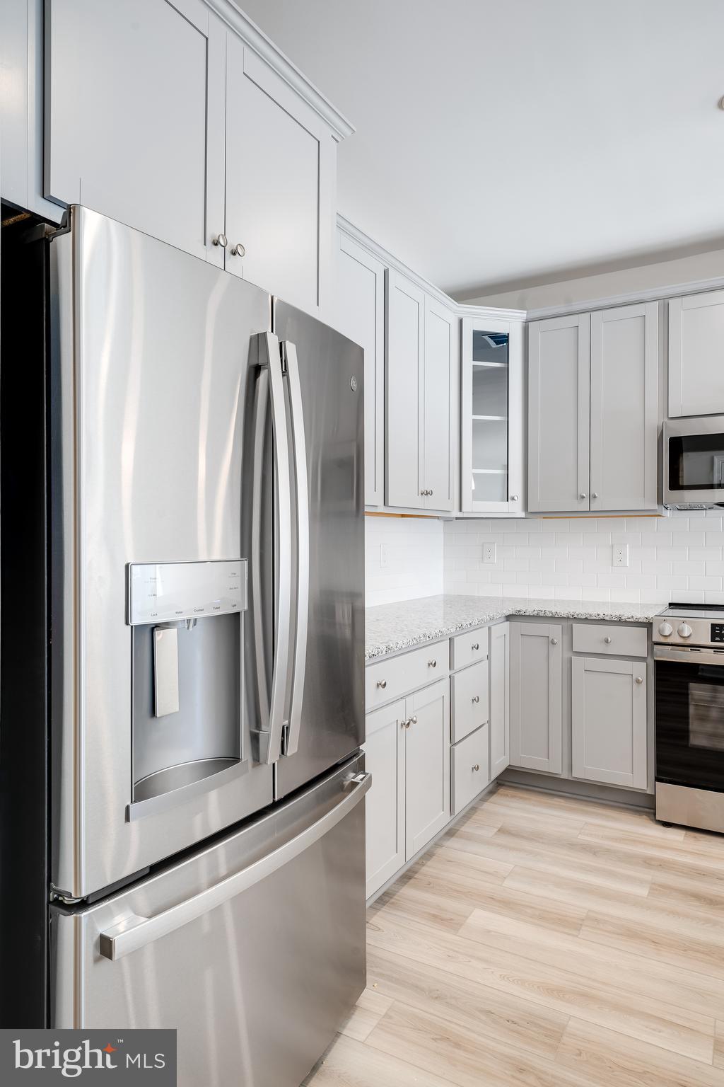 Real estate listing preview #7