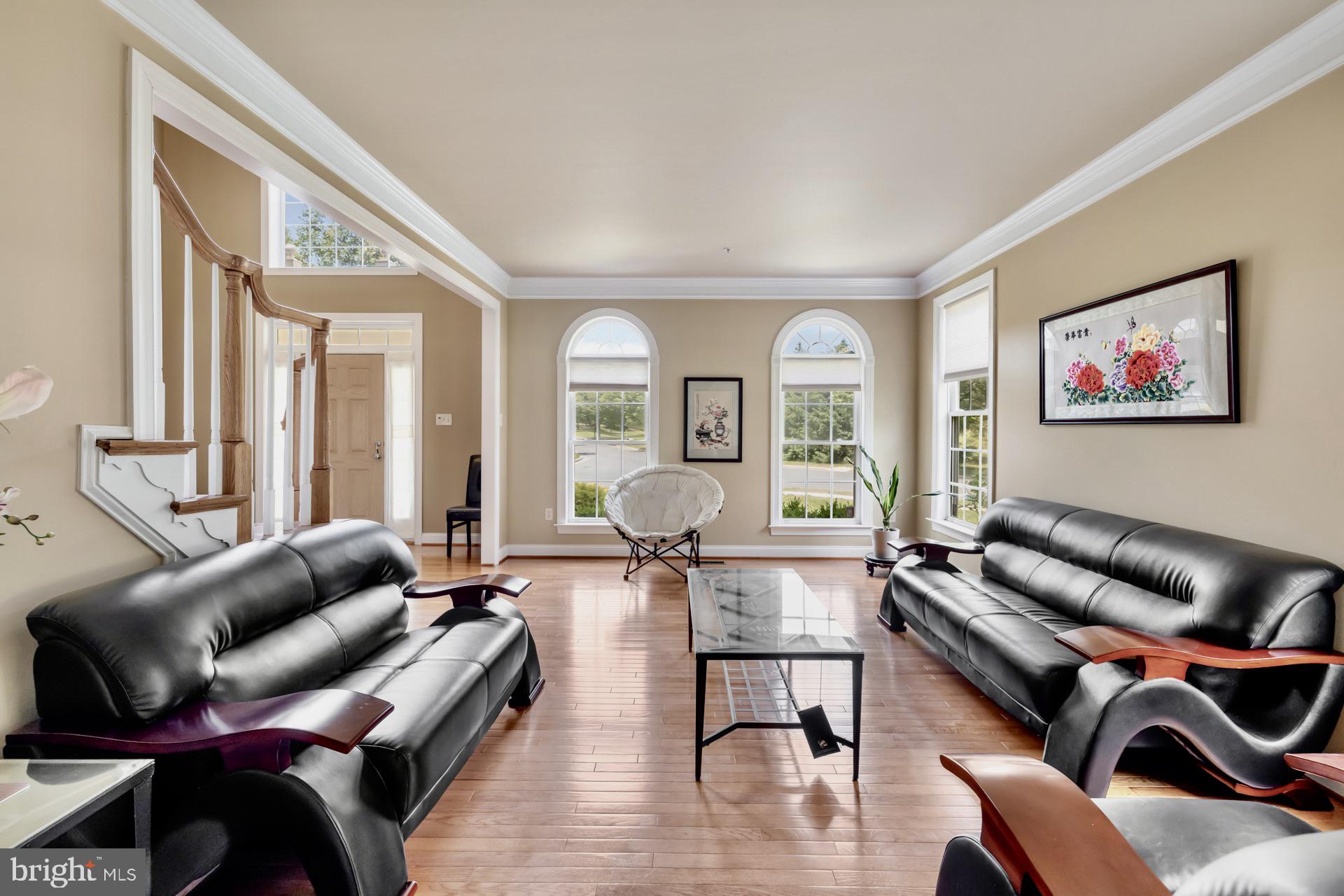 Real estate listing preview #7