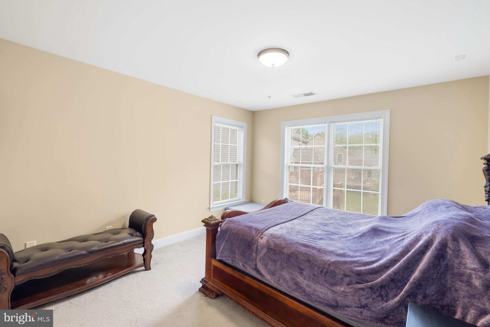 Real estate listing preview #58