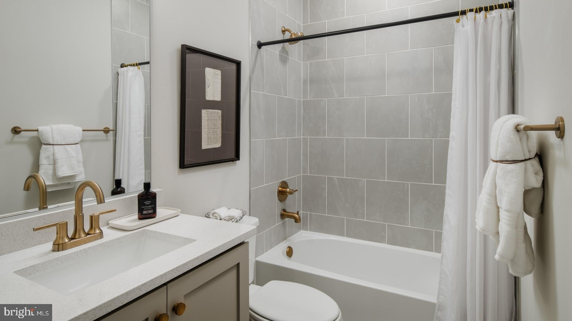 Real estate listing preview #23