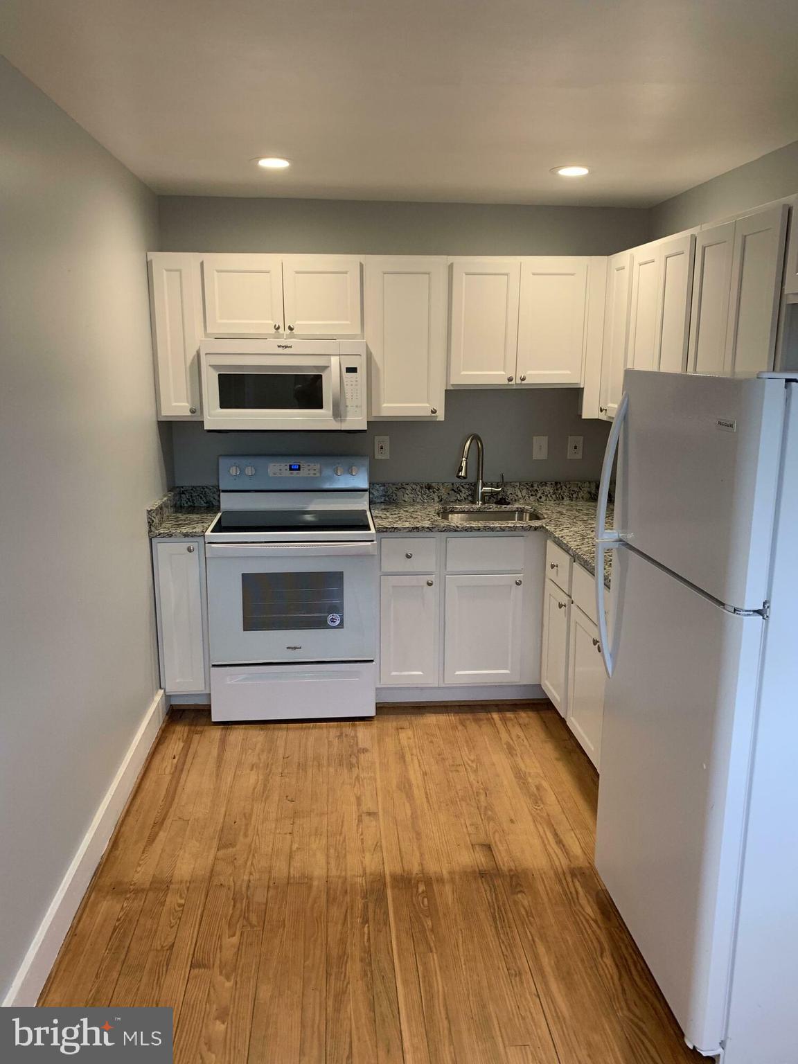 Real estate listing preview #13