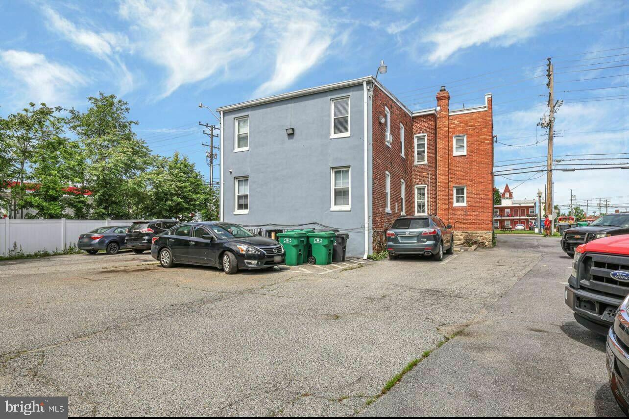 Real estate listing preview #7