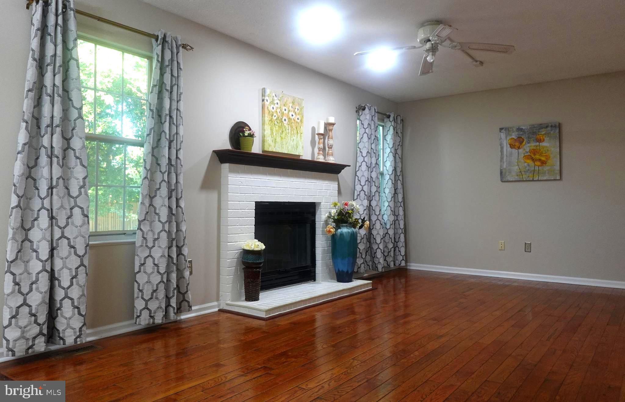 Real estate listing preview #14