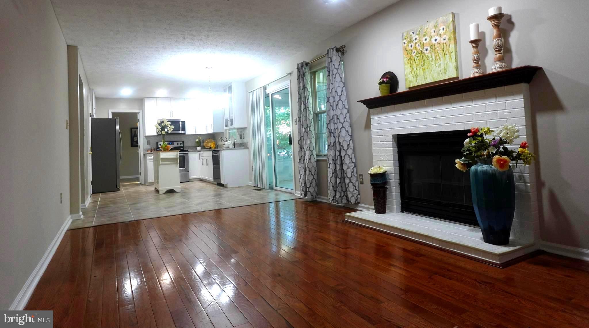 Real estate listing preview #16