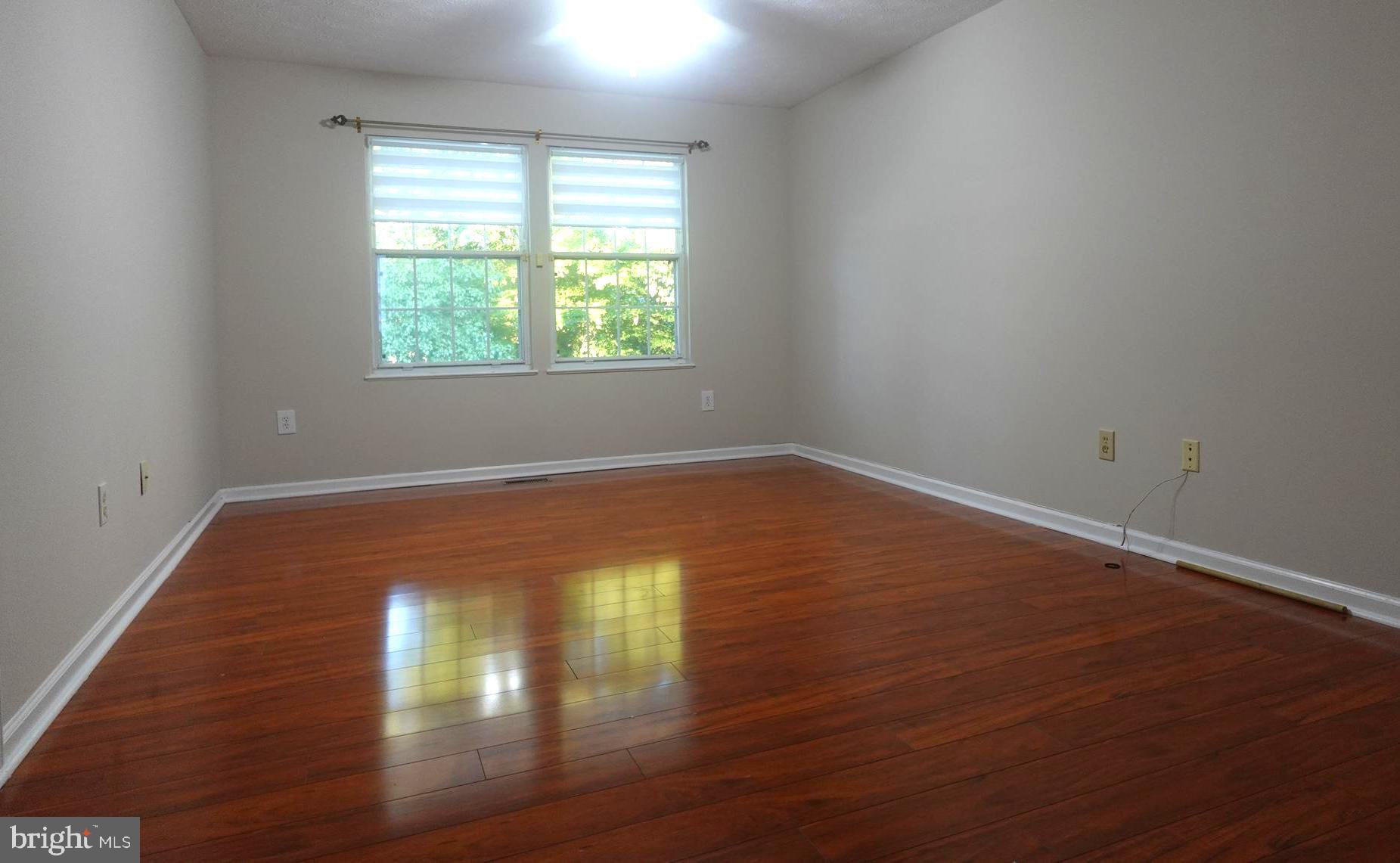 Real estate listing preview #30