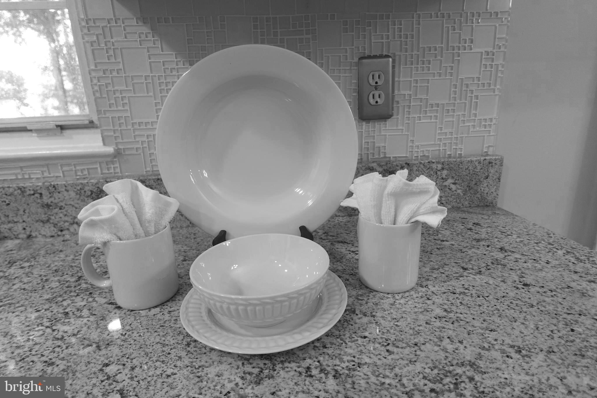 Real estate listing preview #9