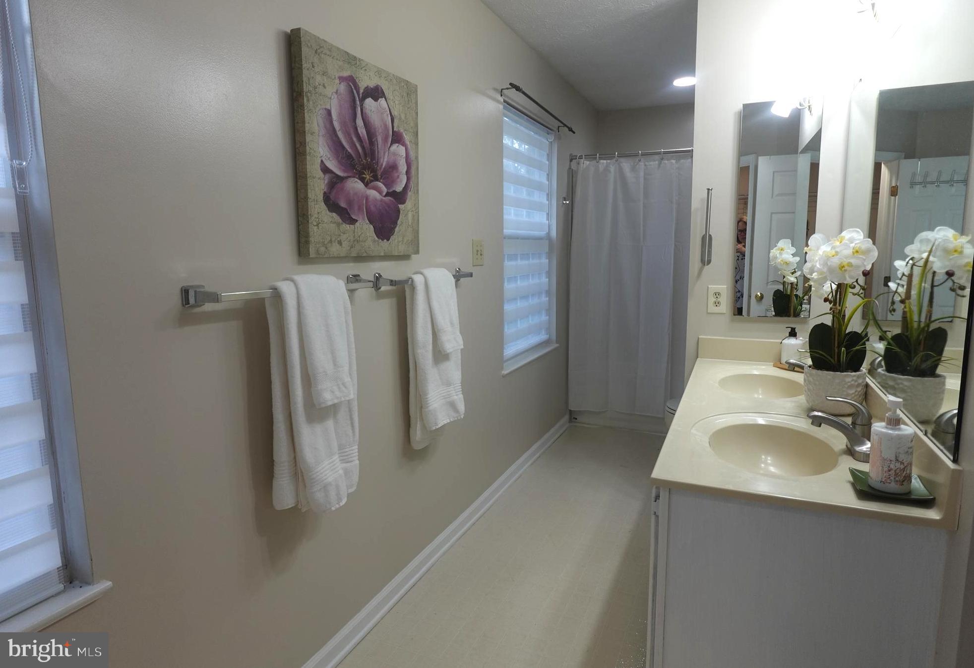 Real estate listing preview #38