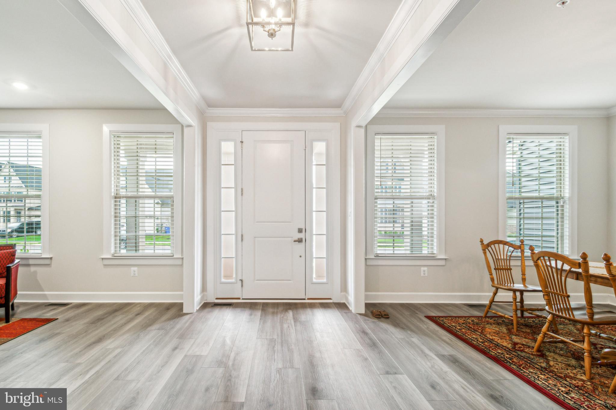 Real estate listing preview #6