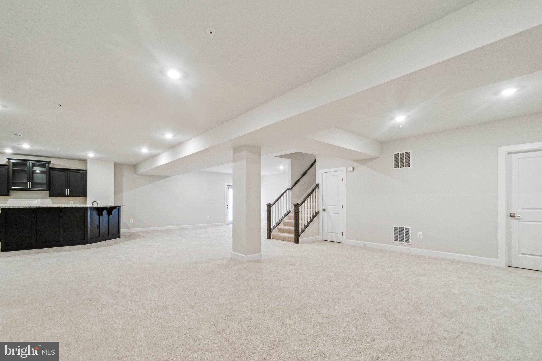 Real estate listing preview #34